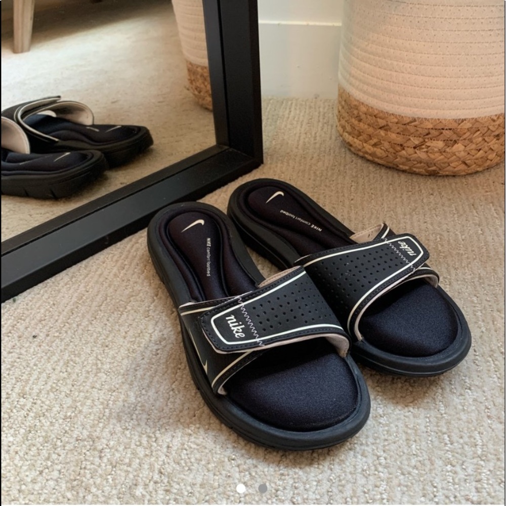 nike slides